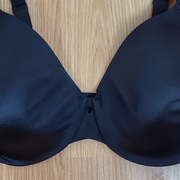 Vanity fair size 38D padded lace underwire bra black 3 row hook and eye comfort - Picture 2 of 7